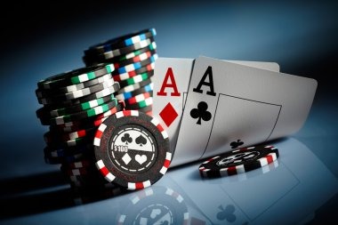 agoda platform interface showing live casino tables and slot games